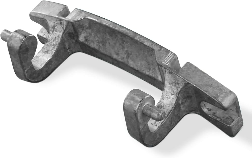 pęknięty zawias drzwi pralki i konieczna naprawa pralki