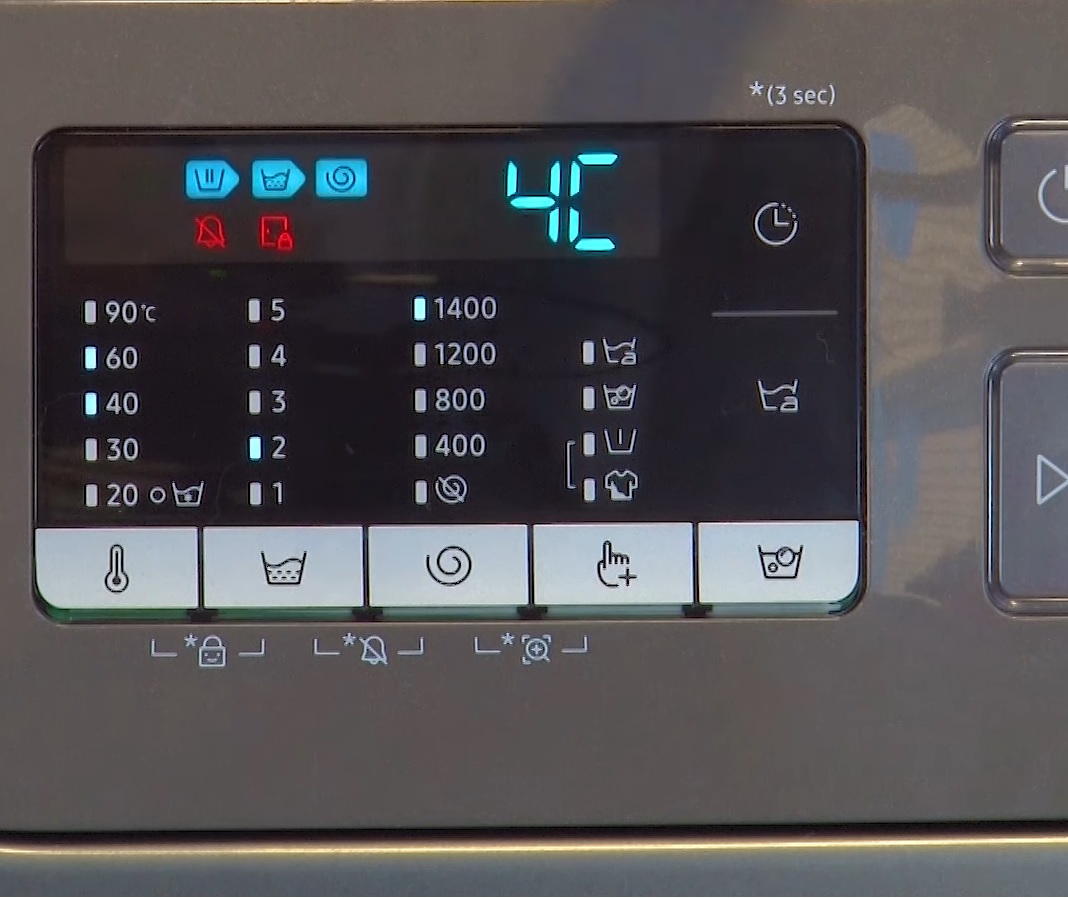 You are currently viewing Co oznacza błąd 4C/4E w pralce Samsung i jak go naprawić?