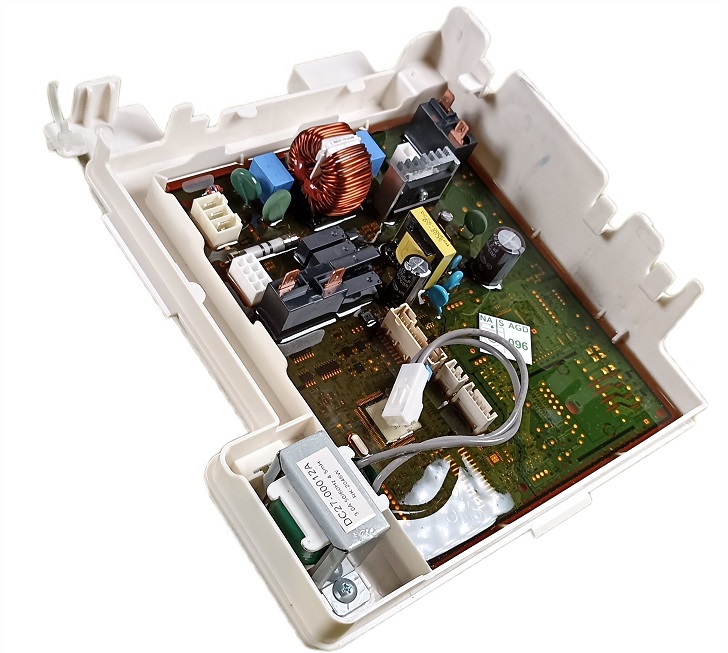 Moduł sterujący pralki Samsung – triak, przekaźniki, styki