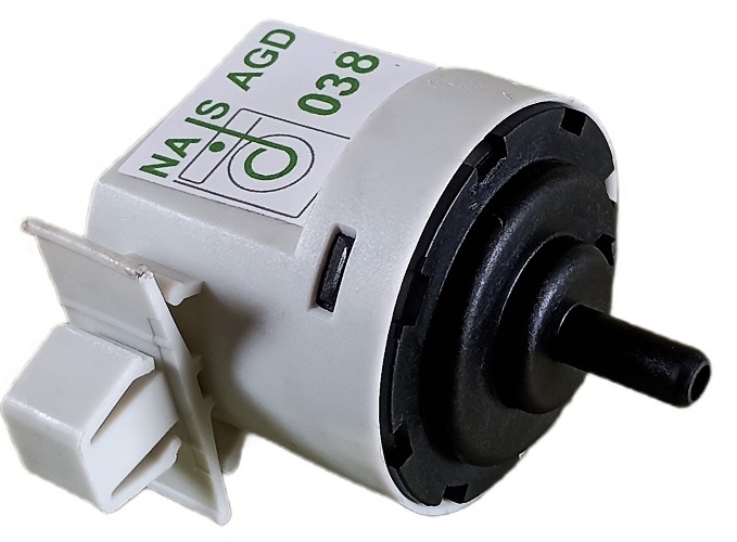 Hydrostat pralki Candy przy błędzie E04 – kontrola wężyka i komory ciśnienia