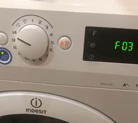 You are currently viewing Naprawa Pralek Warszawa – błąd F03 / F3 w pralce Indesit