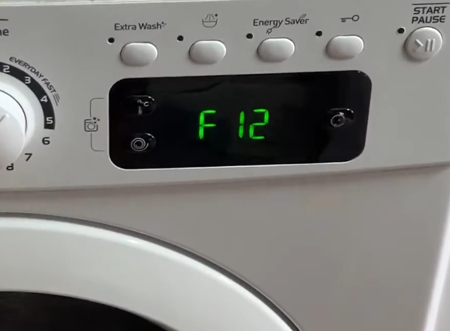 Read more about the article Naprawa pralek na Bielanach – błąd F12 w pralce Indesit